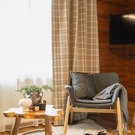 Amicus Chalet